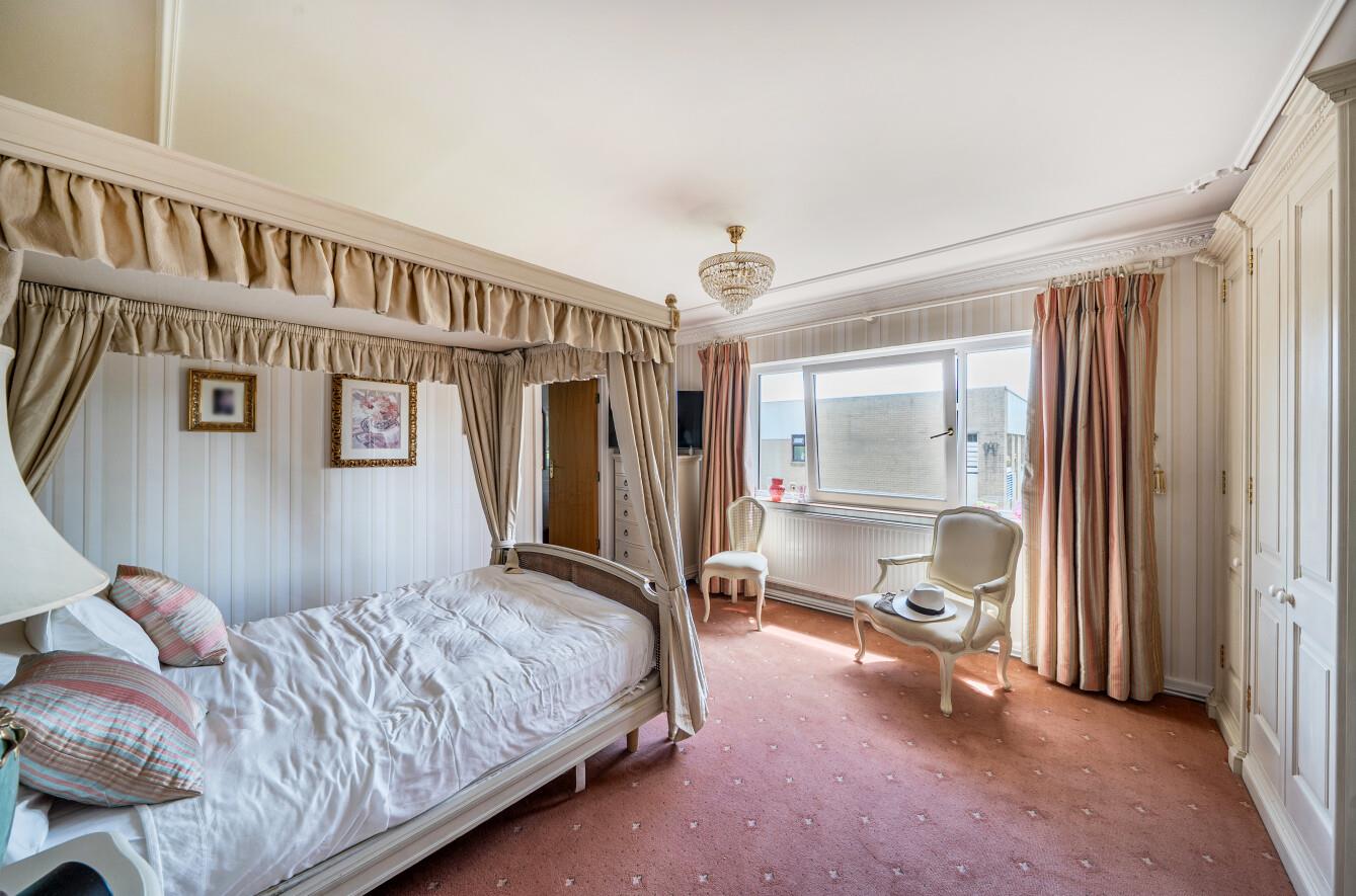 Parc Wern Road, Sketty, Swansea, SA2 0SF